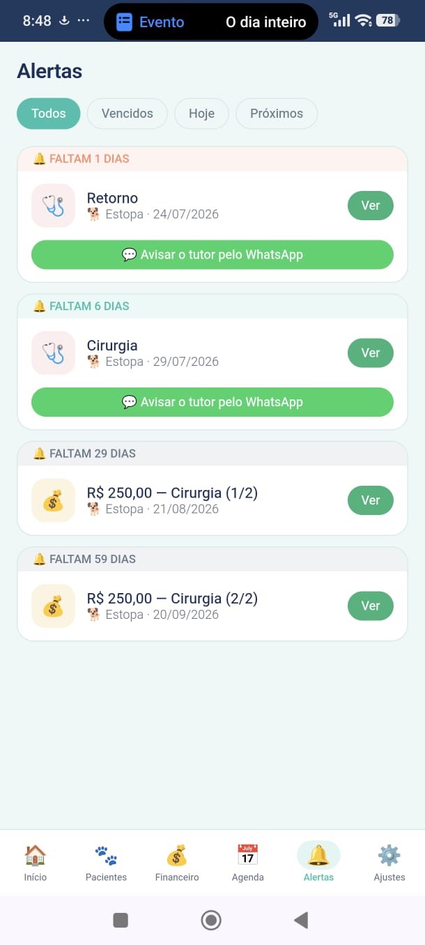 Tela de alertas mostrando vacinas a vencer e botão de avisar tutor pelo WhatsApp